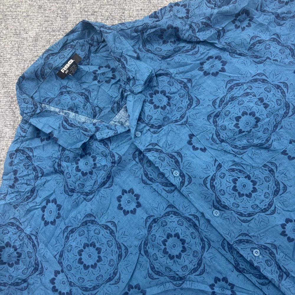 RSQ Button Up Shirt XXL Blue Mandala Print Short Sleeve Rayon Mens